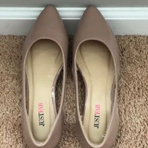 Nude flats